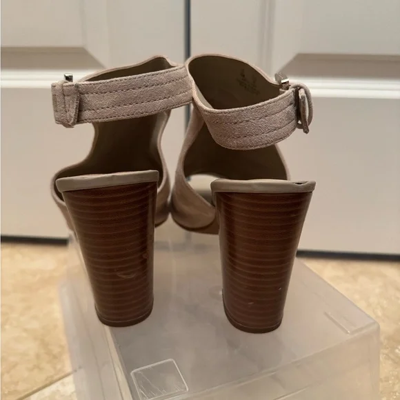 Sam Edelman grey suede open toe heels - Picture 4 of 7